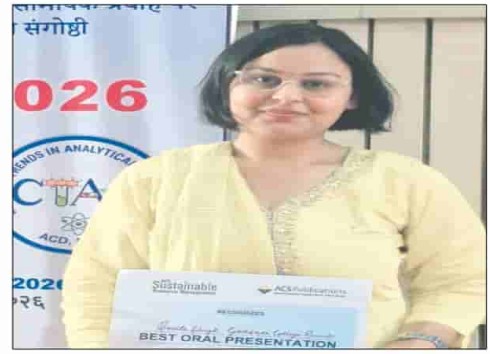 Dr Smita Singh Awarded Best Presentation Award at BARC with certificate