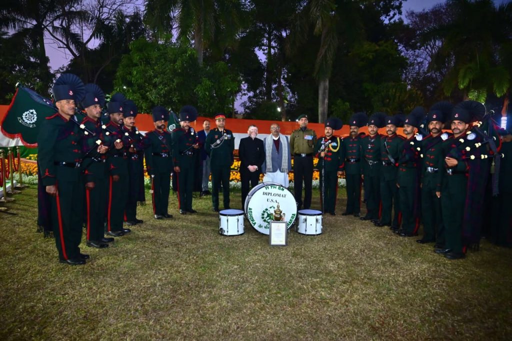 Republic Day 2026 Ranchi band display at Lok Bhawan with Governor Santosh Kumar Gangwar, CRPF parade, and JAP band performance